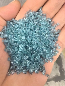 大量出售色透PC水瓶颗粒