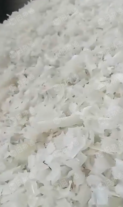 出售PE高密度海缆皮破碎料，精品白皮，黑皮破碎料
