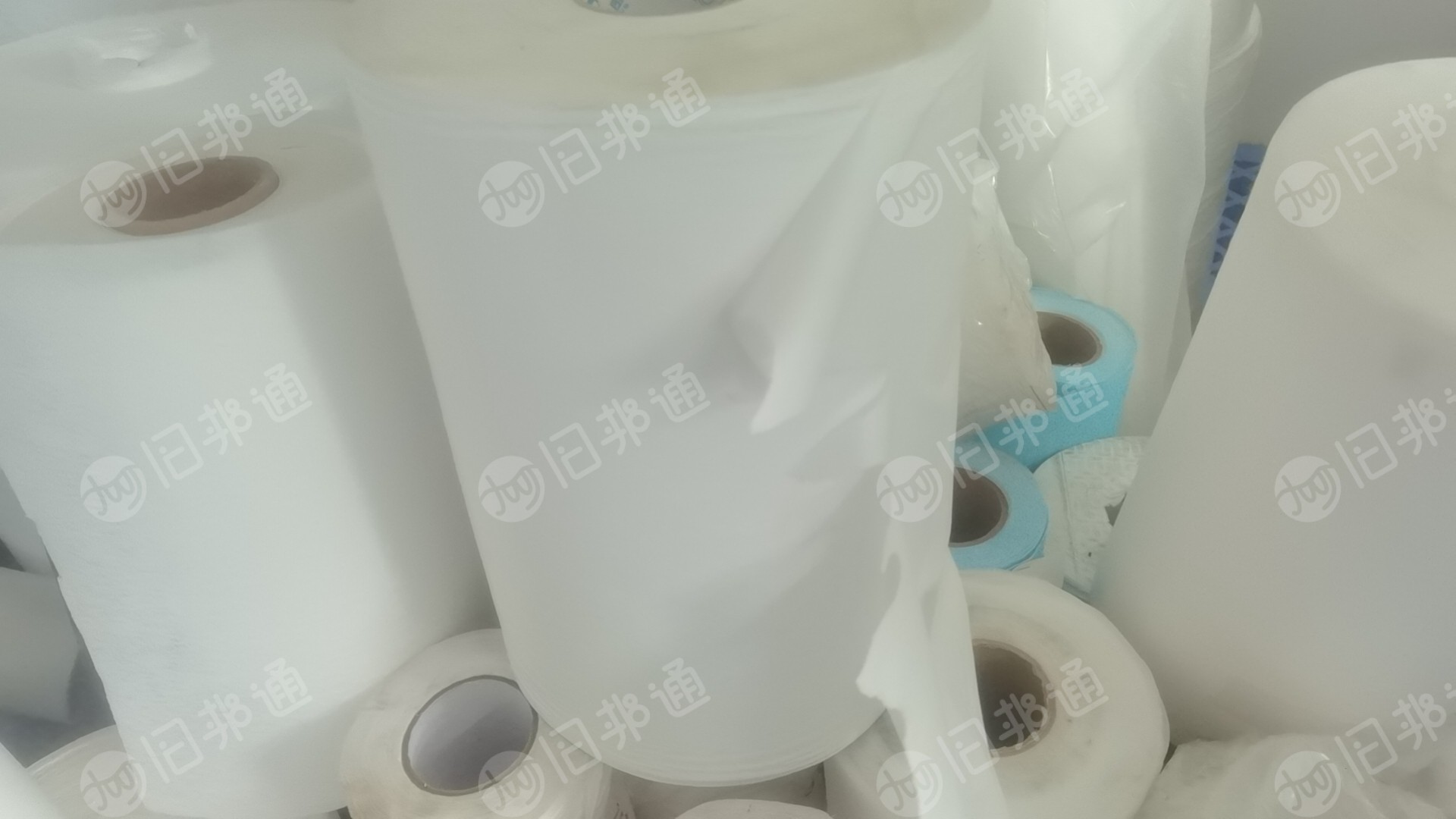 长期出售涤纶，丙纶无纺布边角料，现货各有3吨左右，月供各3吨左右