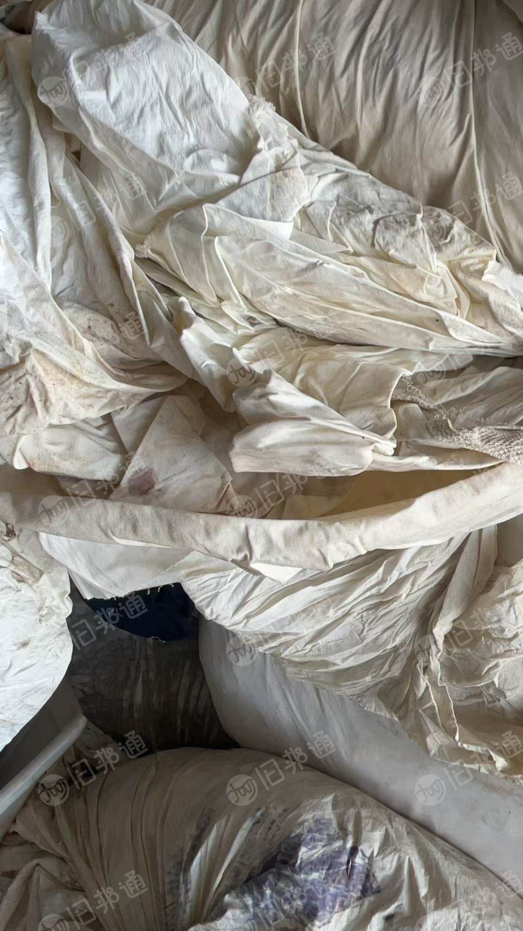 出售白色锦氨废布，胚布，现货有六七吨，货在浙江湖州