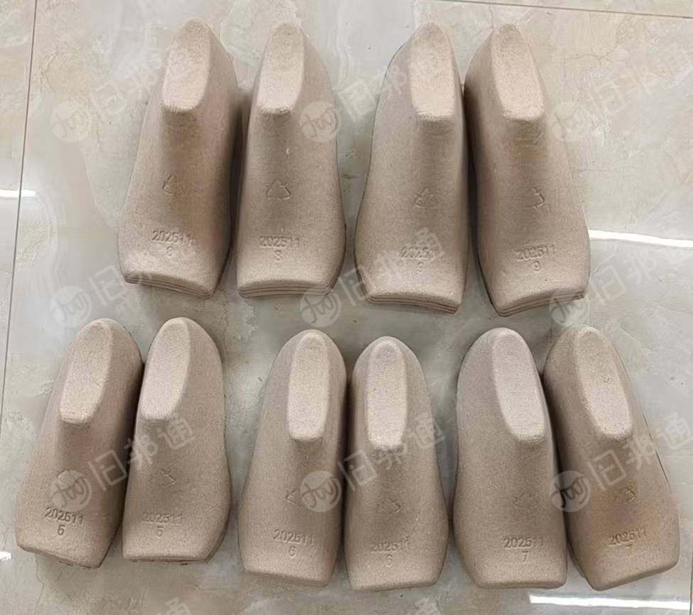 厂家长期求购A4纸边角料压块