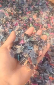 出售杂色透明PC破碎料，杂色一级PC水口料