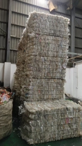 长期出售透明饭盒压块，没有奶茶杯