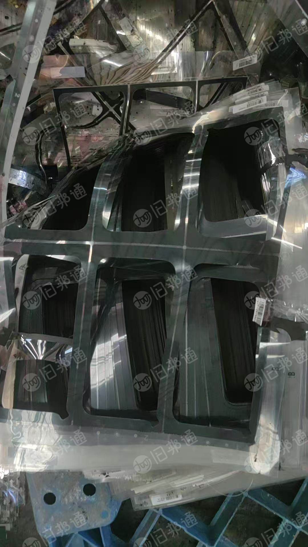 长期出售PET烤漆片废料