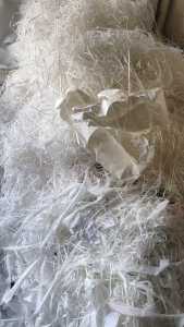 长期出售废不干胶纸，带膜带胶盘