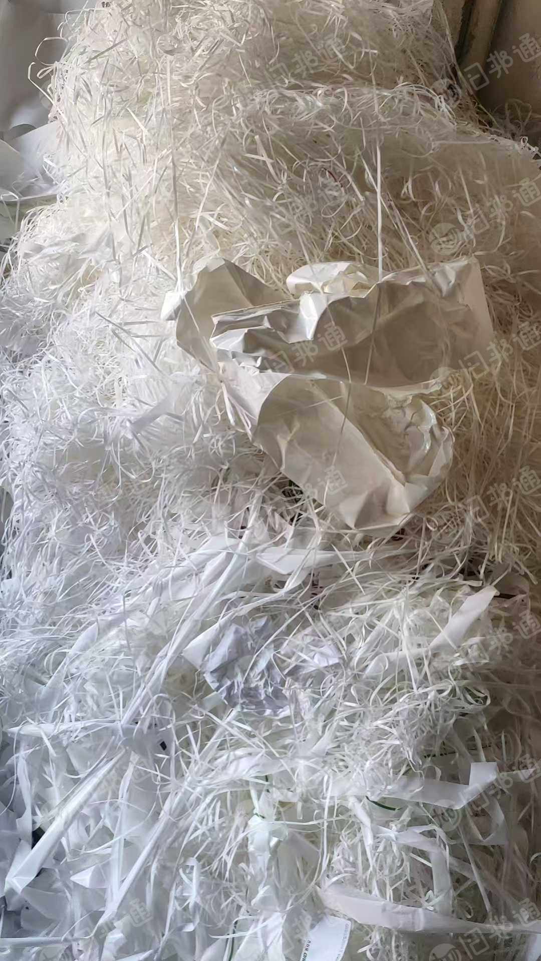 长期出售废不干胶纸，带膜带胶盘