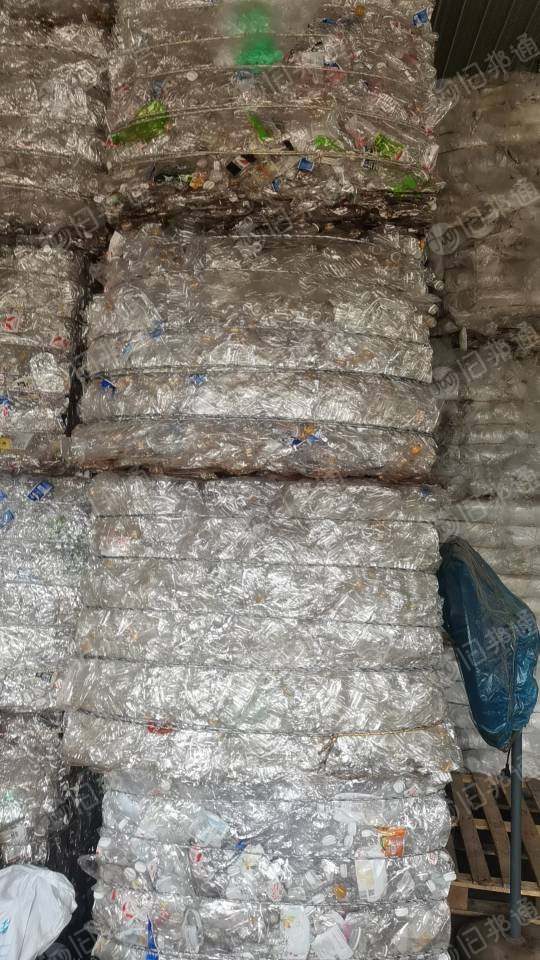 长期出售3A白色瓶砖