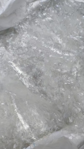 长期出售PET膜废料，有无胶PET白膜，带胶PET白膜以及无胶PET蓝膜和虹膜