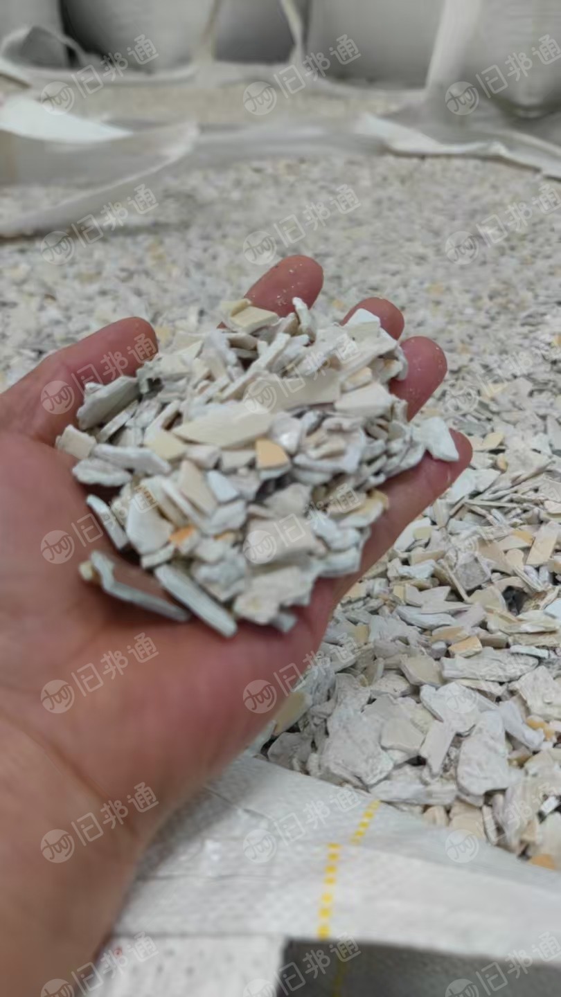 大量出售空调HIPS破碎料,冲击8到9