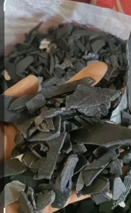 常年出售摩配黑丙破碎料，PP摩配破碎料，清水冲洗过磁选