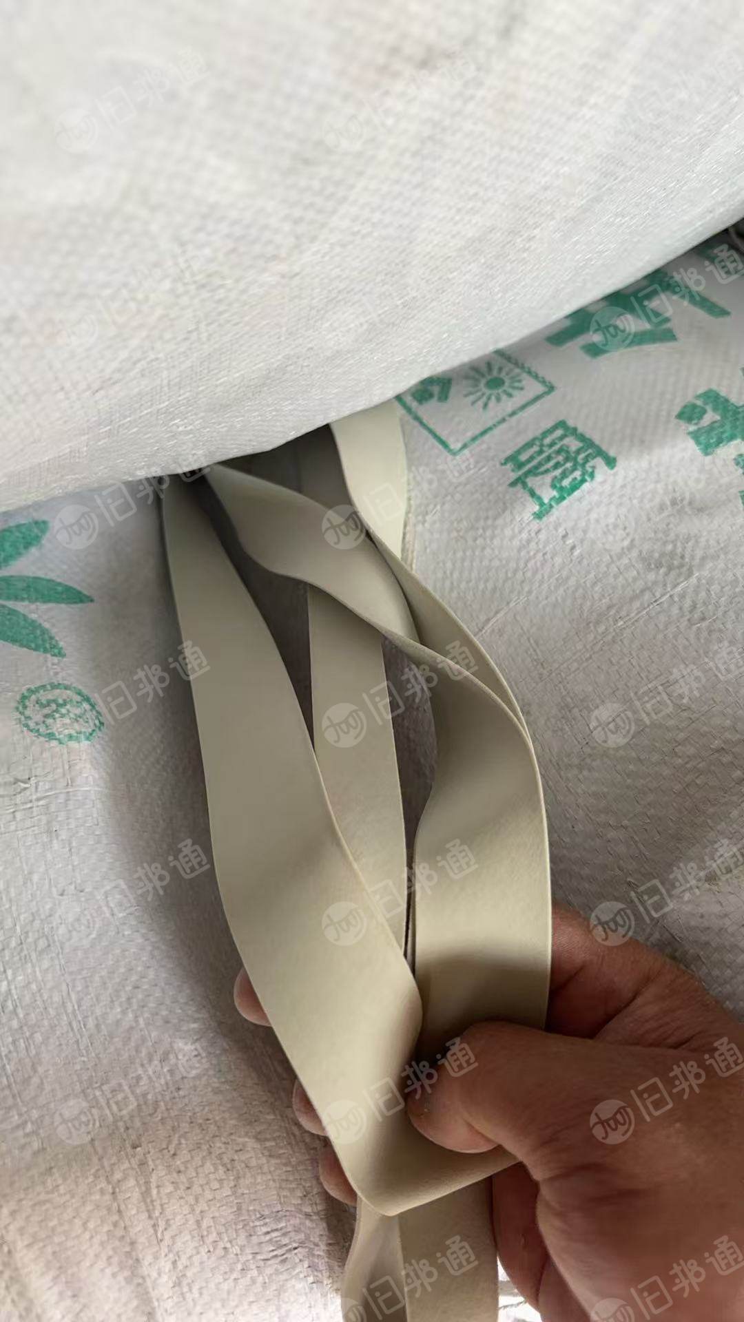 出售白色橡胶边角料，可做再生胶