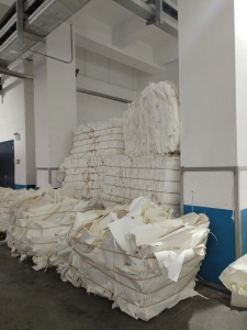 长期出售浸渍纸，色素纸，磨砂原纸边角料