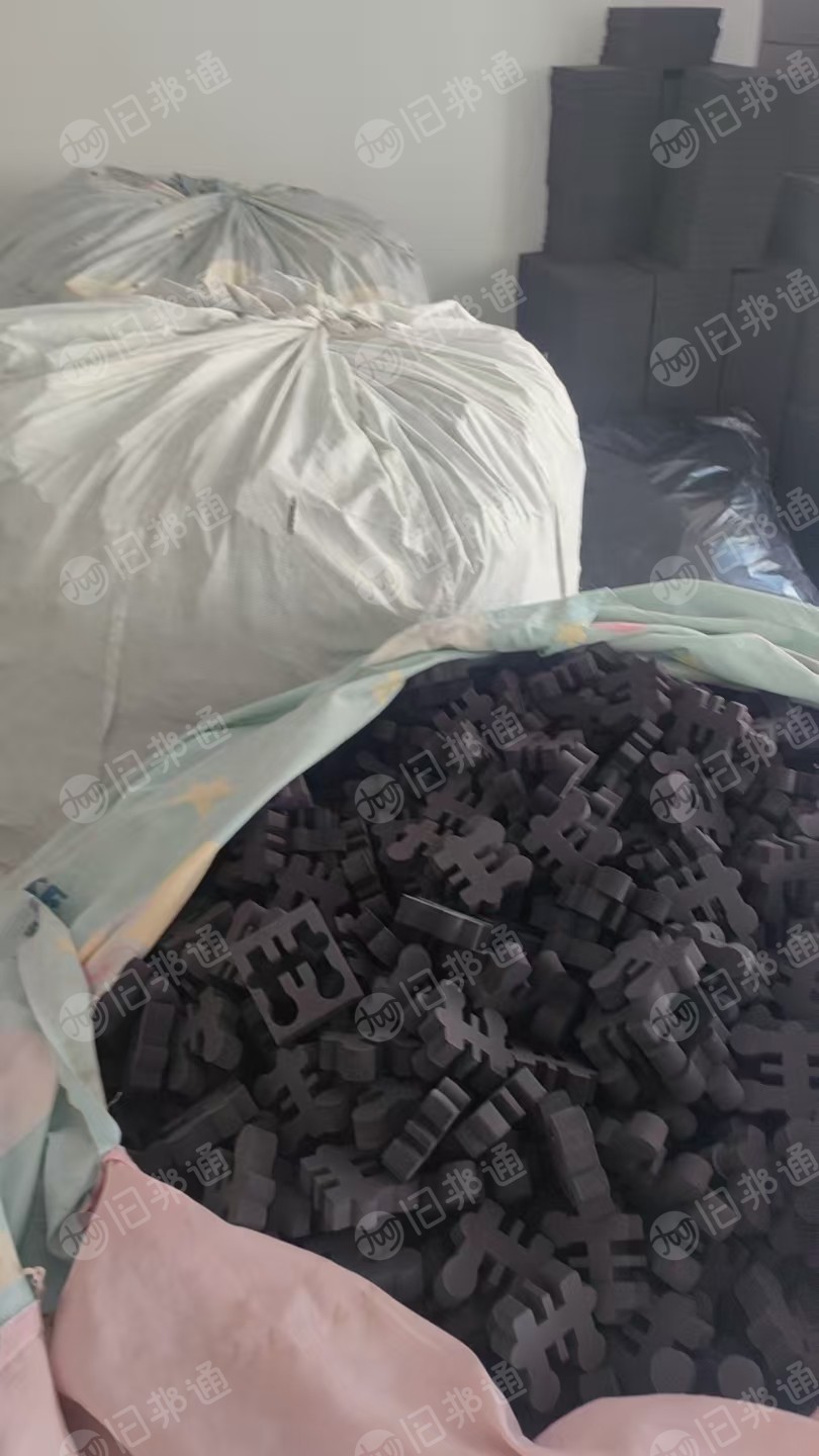 出售eva发泡料，每天都有600斤