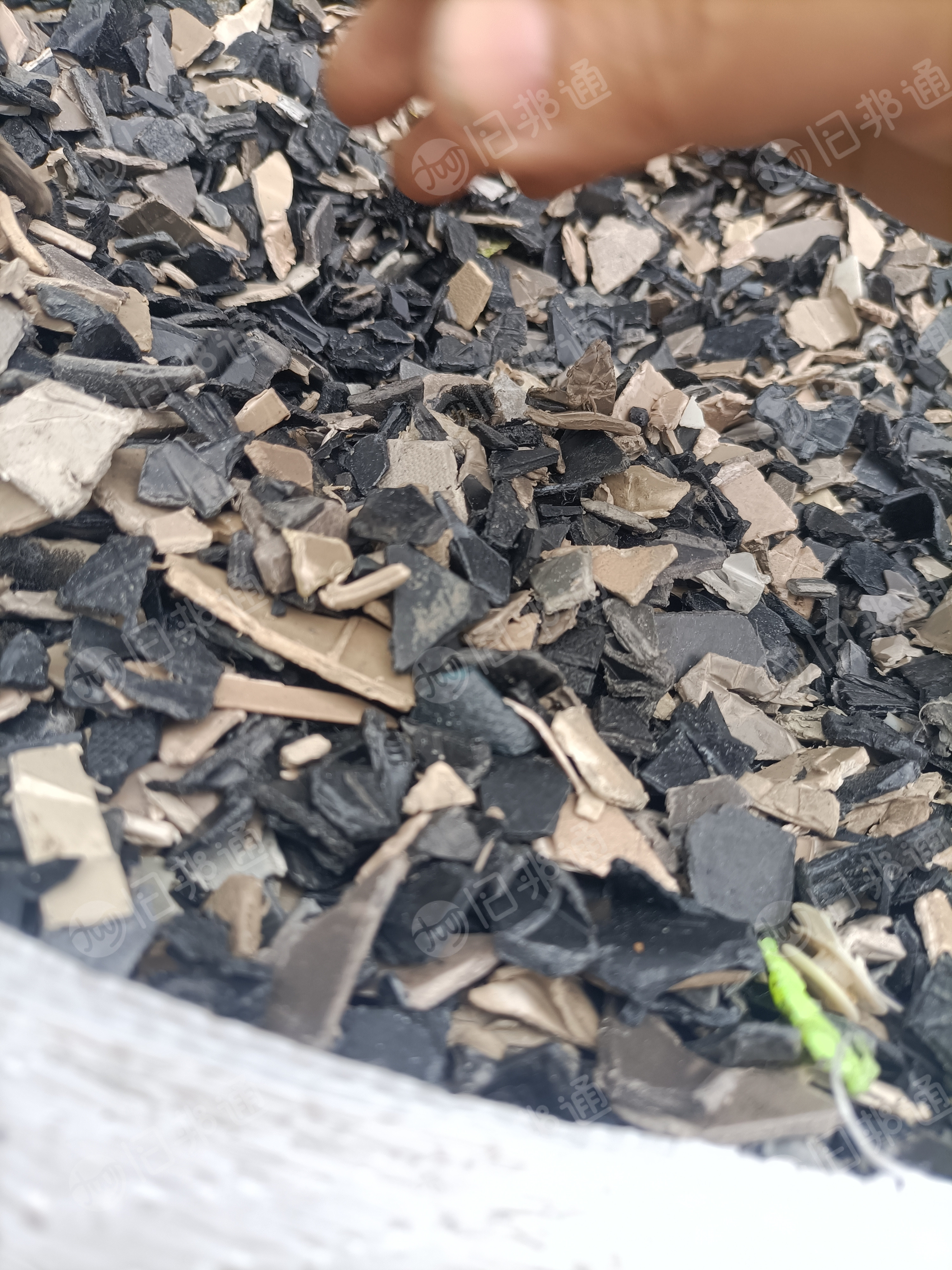 出售PP内饰破碎料
