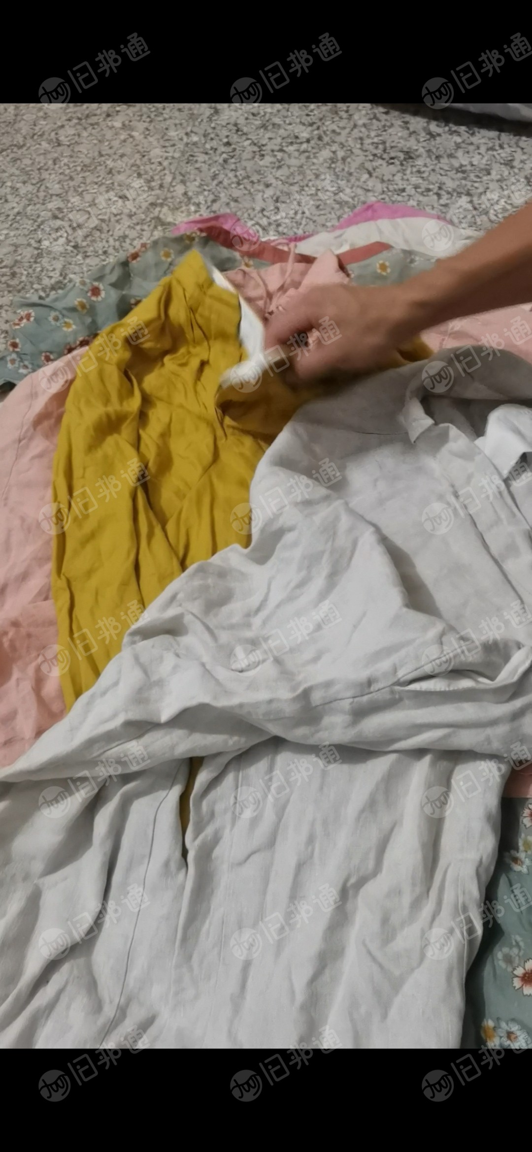 长期大量高价回收旧衣服，桑蚕丝衣服，麻料衣服，老被面