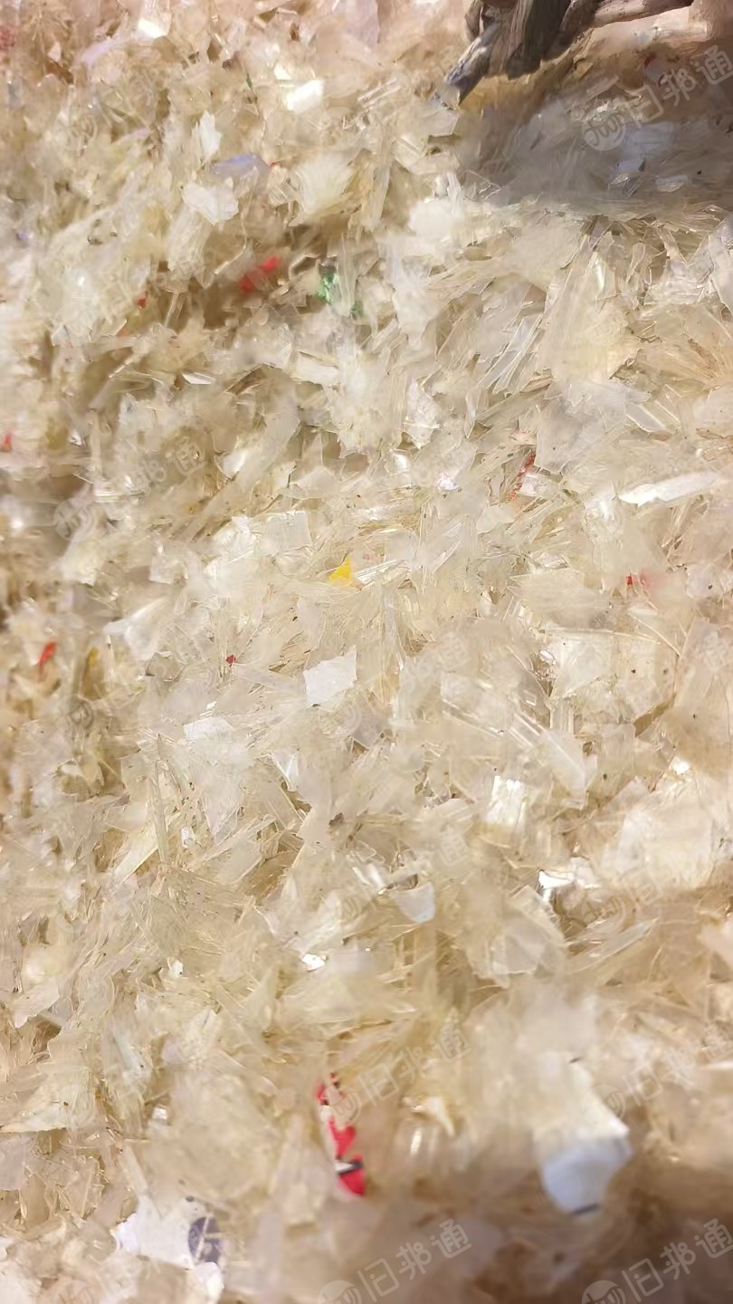 常年出售干粉餐盒破碎料，一个月有200吨左右