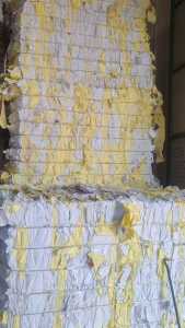 常年大量回收黄白淋膜纸，白色淋膜纸