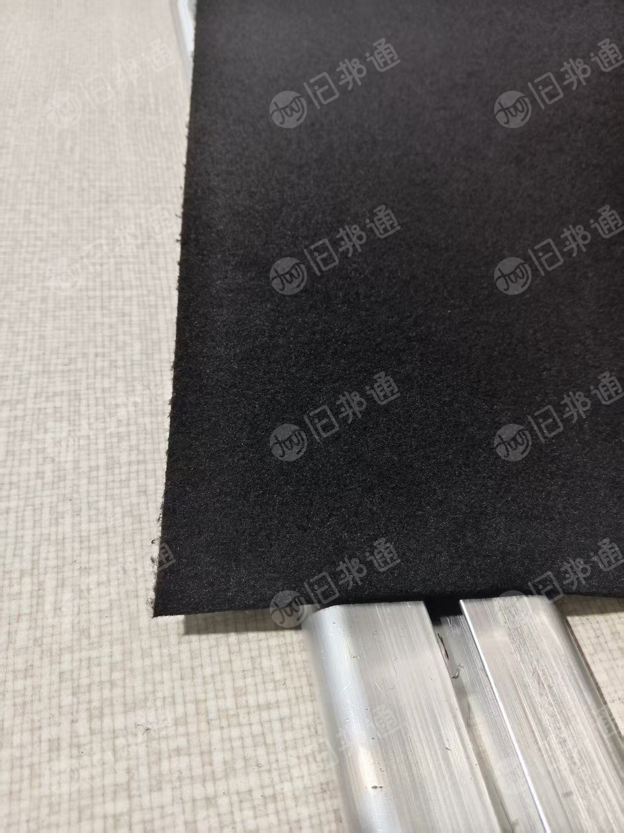 厂家处理汽车坐垫边角料,汽车地毯料,汽车地毯无纺布,现货500袋
