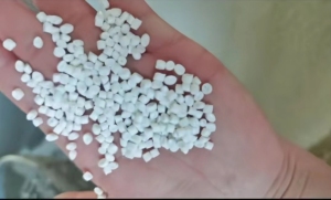 出售小白颗粒,白乙颗粒,过80-150目都有,可吹膜,吹筒等