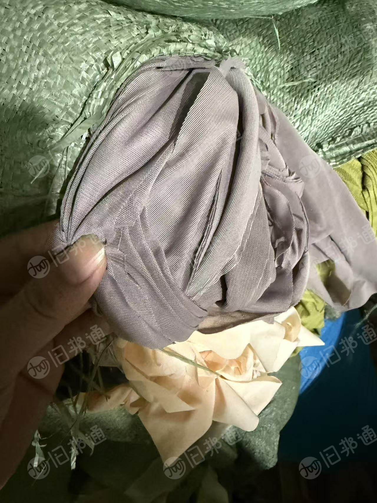 长期大量出售锦纶废布，尼龙废布，内衣边角料，杂色，货在广东汕头