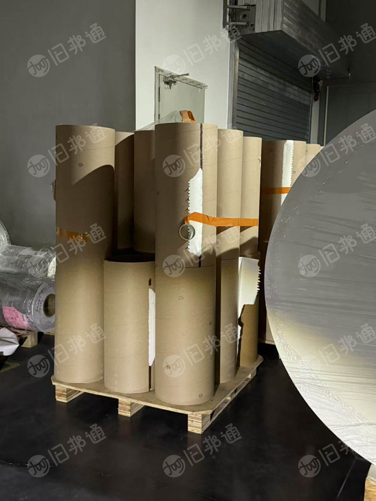 出售大纸筒，内径30cm，厚度1.75cm，长度72cm