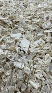 出售PVC大小管破碎料，清洗甩干的，月供100吨