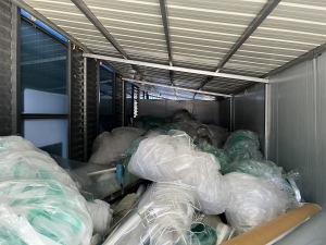 出售PET复PE膜废料，可分离，不带胶，透明和带颜色的都有，现货四五吨，长期有货