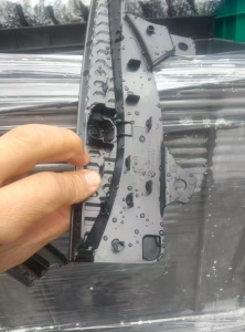 出售PC/abs合金毛料，喷漆的，汽车配件厂下来的半产品，现货30吨