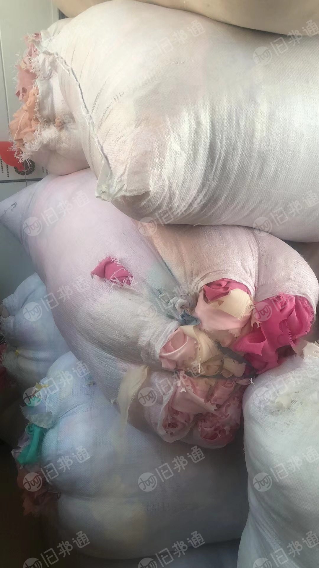 长期出售激光厂和床单厂下来的涤纶废布,涤纶边角料,白色涤纶废布现货5吨多