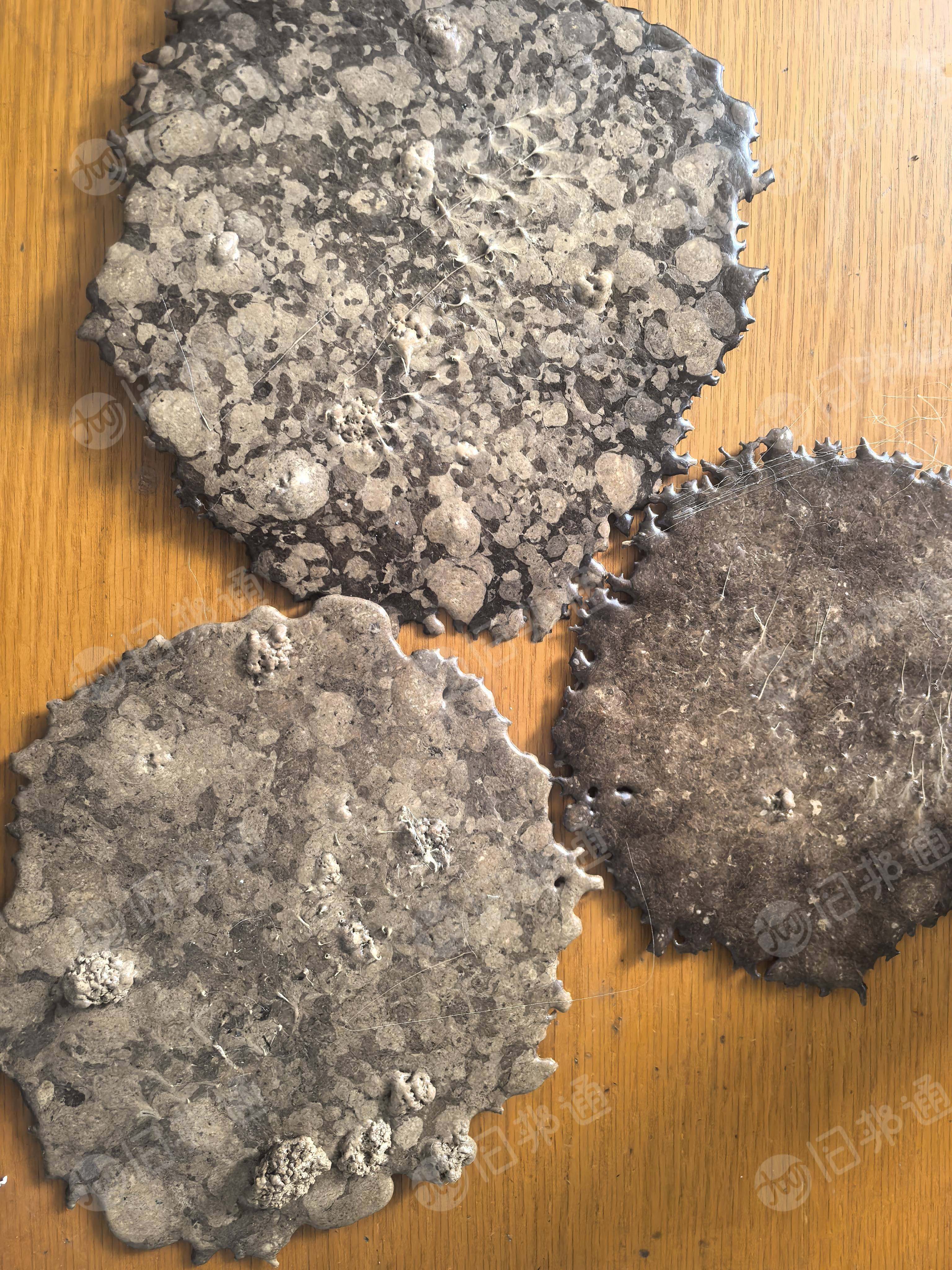 长期出售涤锦废丝做的涤锦泡料，涤锦水丝泡，涤纶80锦纶20，月供200吨