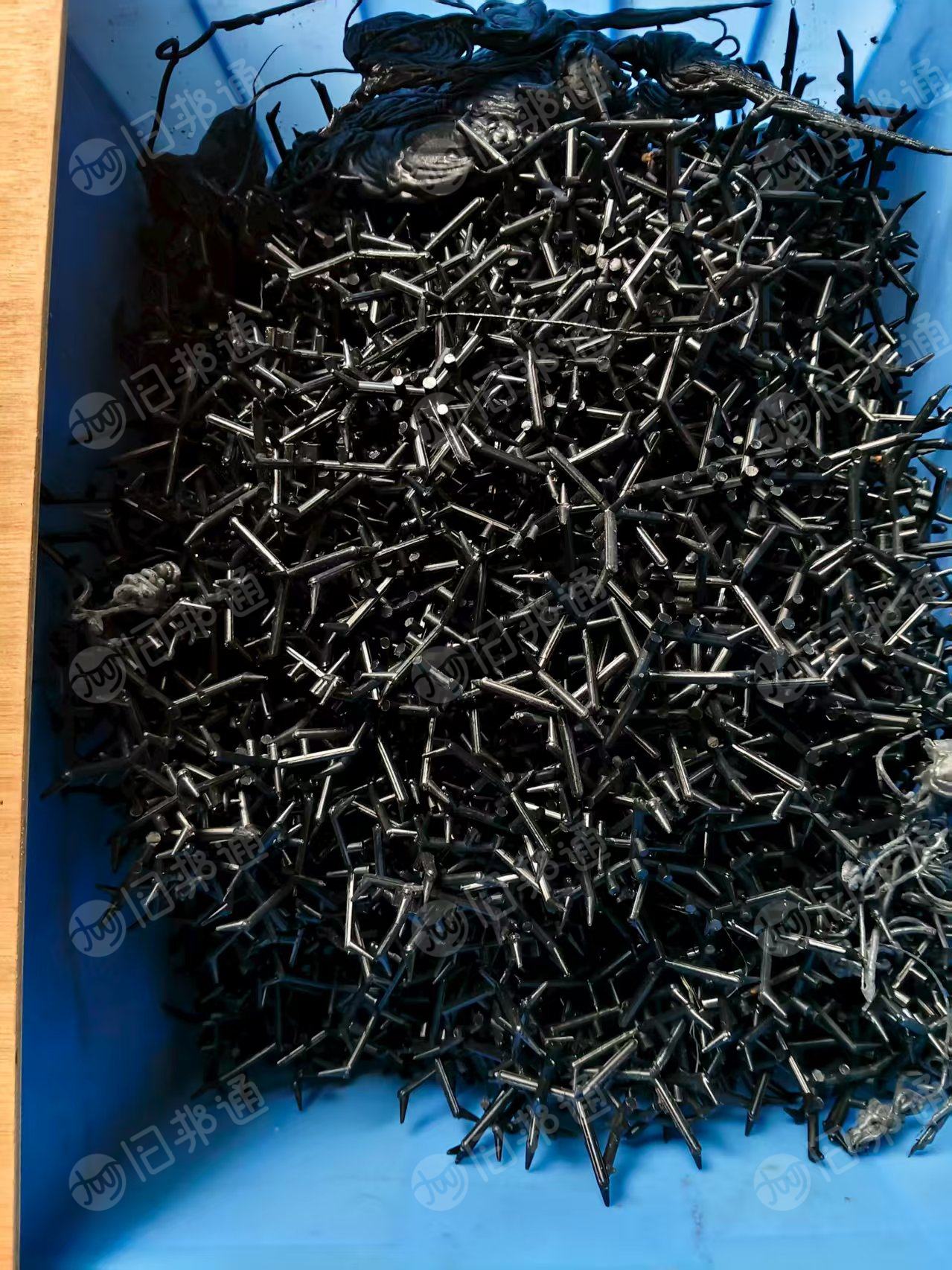 常年出售尼龙水口料，双6占八层，单6少点