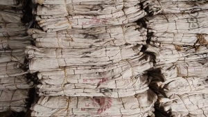 出售二手吨包，每条5公斤，规格1.2x1.4米，现货4000条，上下小口