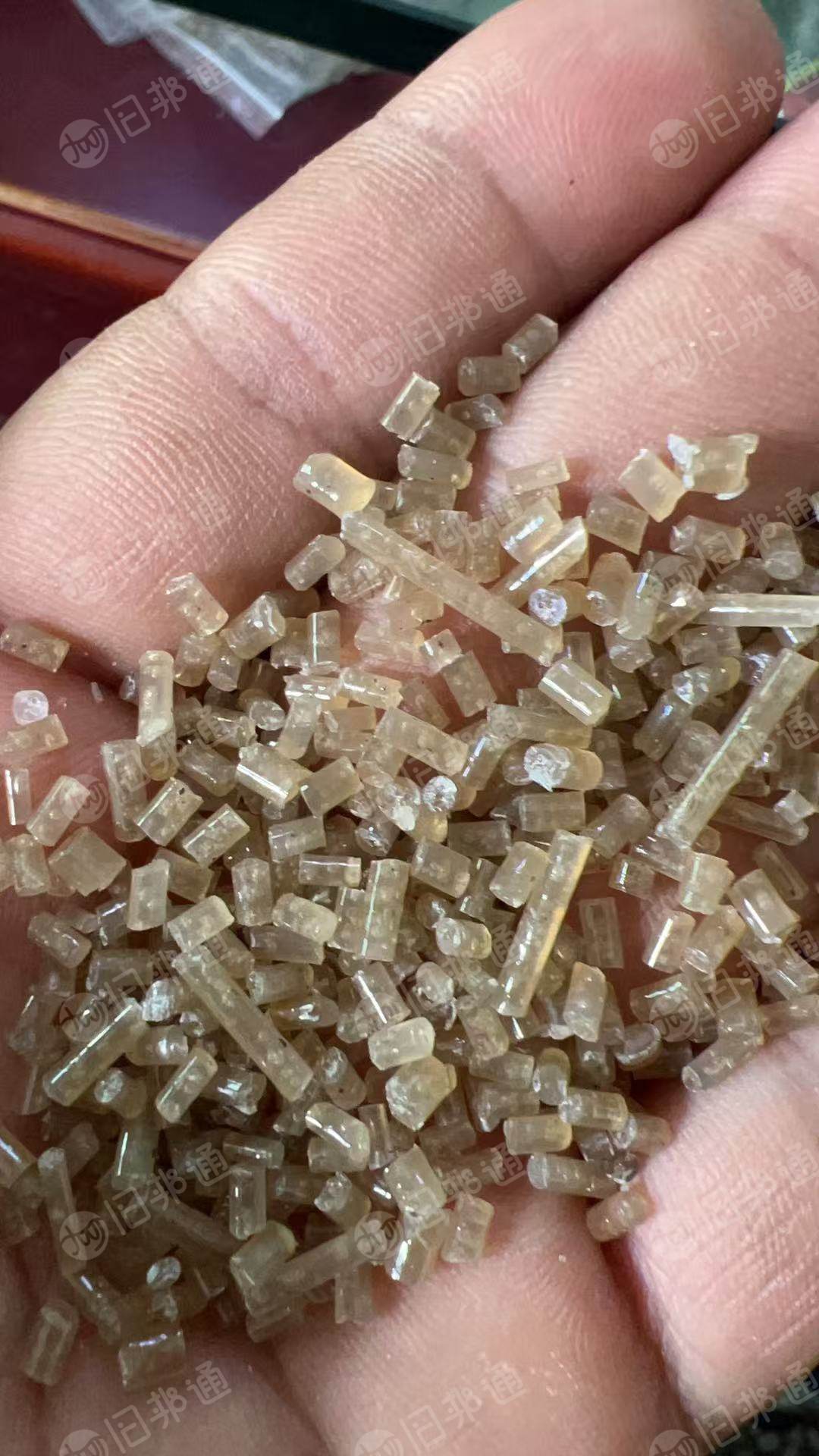 大量出售EPS茶色颗粒，过40目