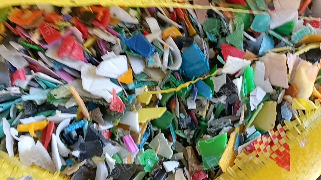 出售花乙破碎料,纯壶的全漂料,月供200吨