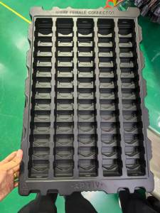 长期出售吸塑盒废料，黑色白色都有