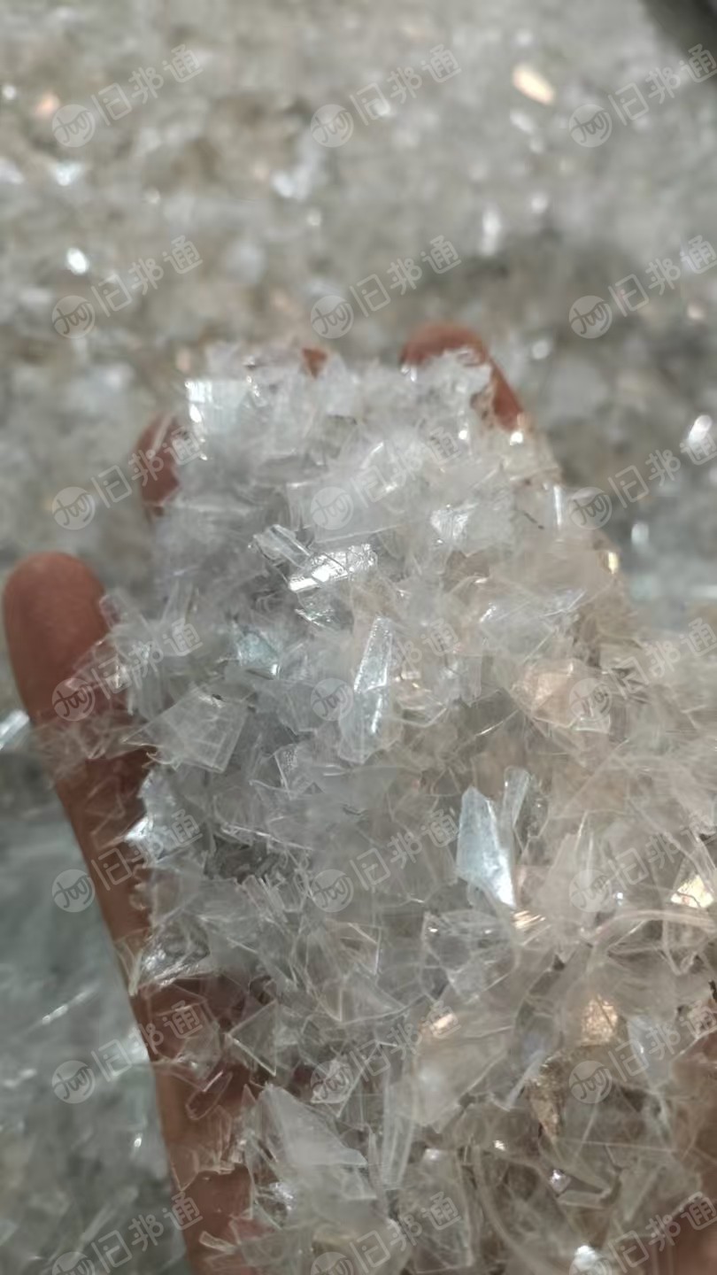 长期出售PET吸塑片破碎料，A级和B级都有