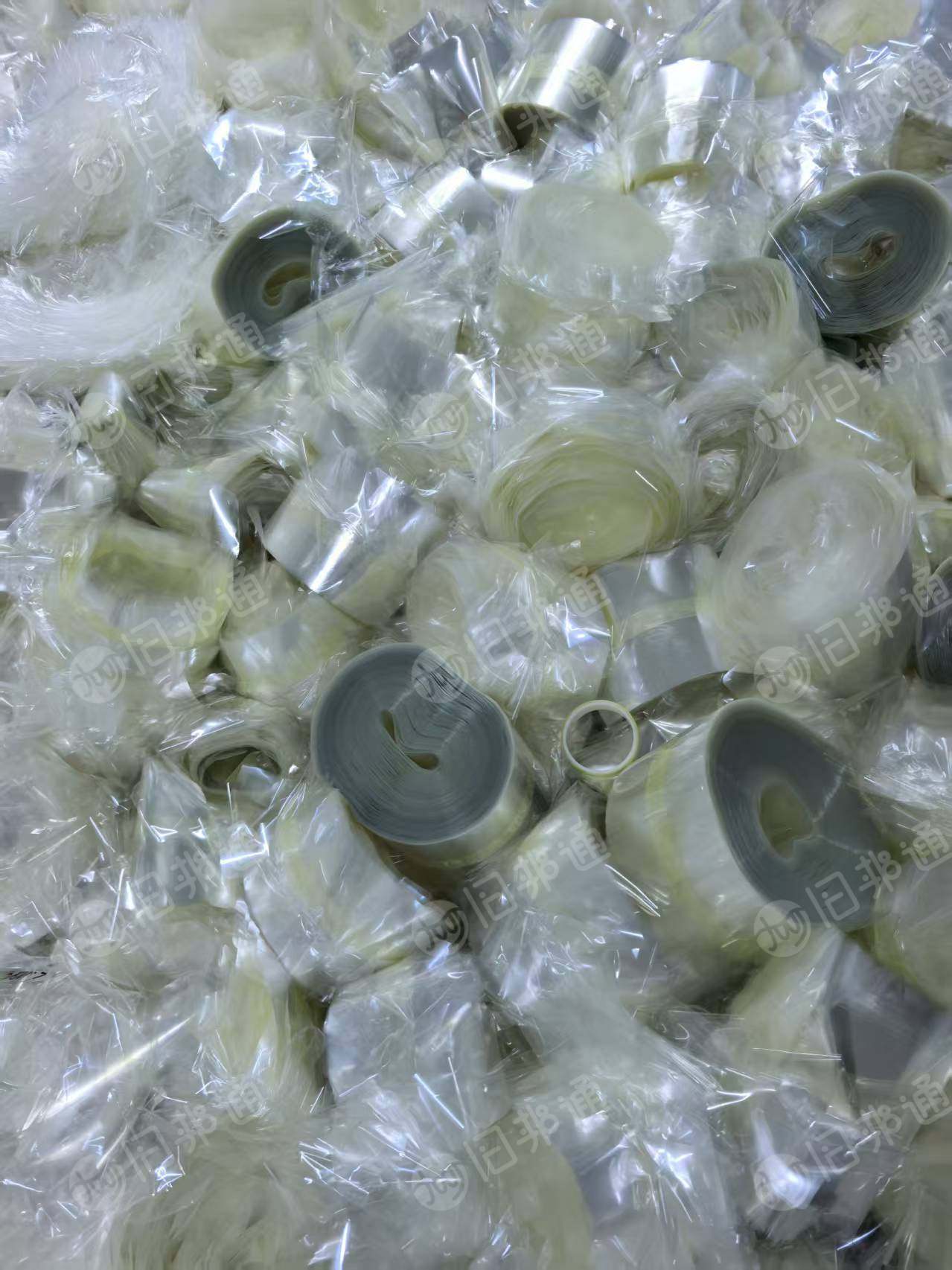 长期出售手机厂下来PET膜废料，扫把丝料