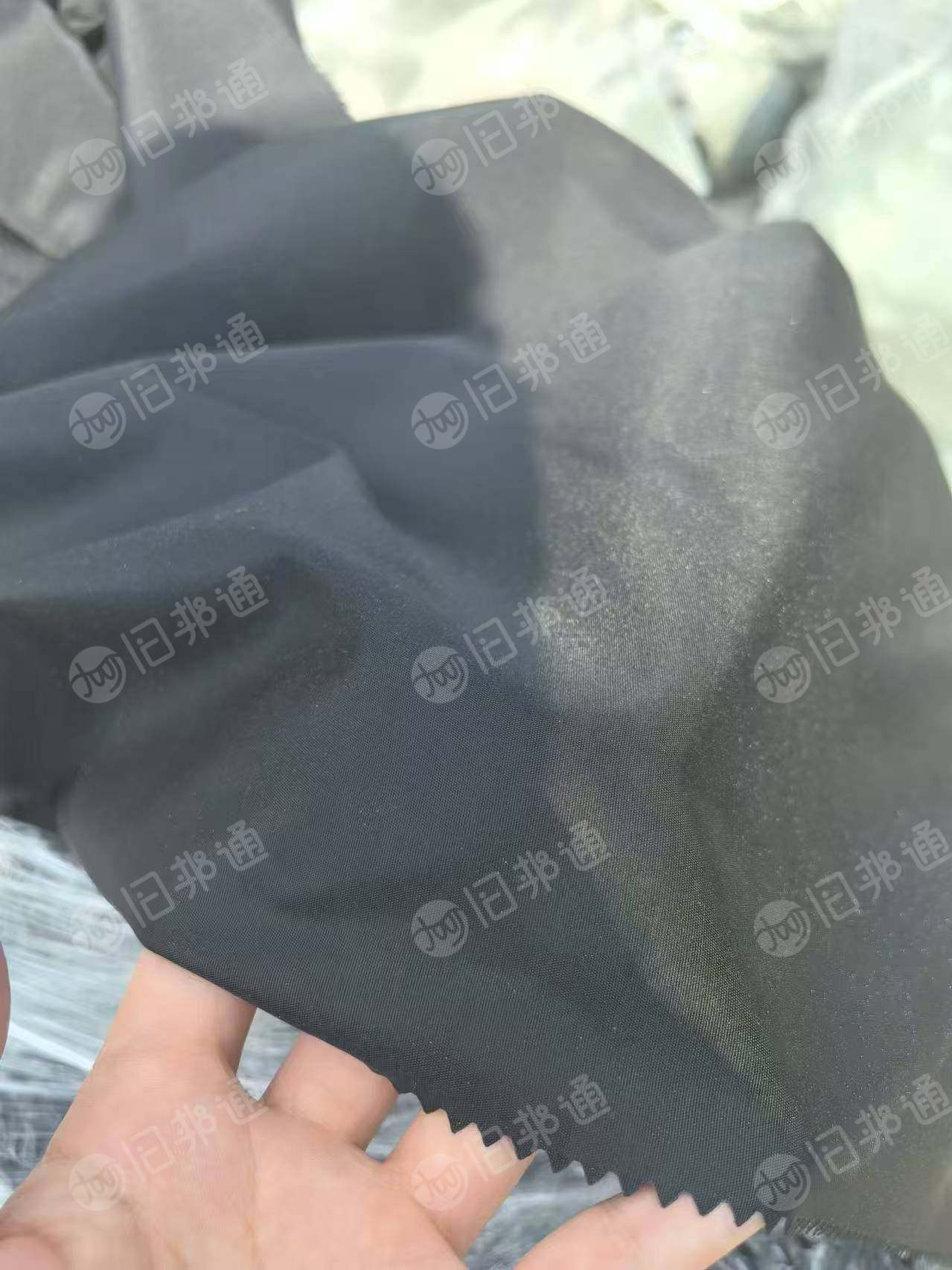 长期出售无纺布边角料，涤纶无纺布，带纸管，带点胶，月供20吨，货在安徽马鞍山