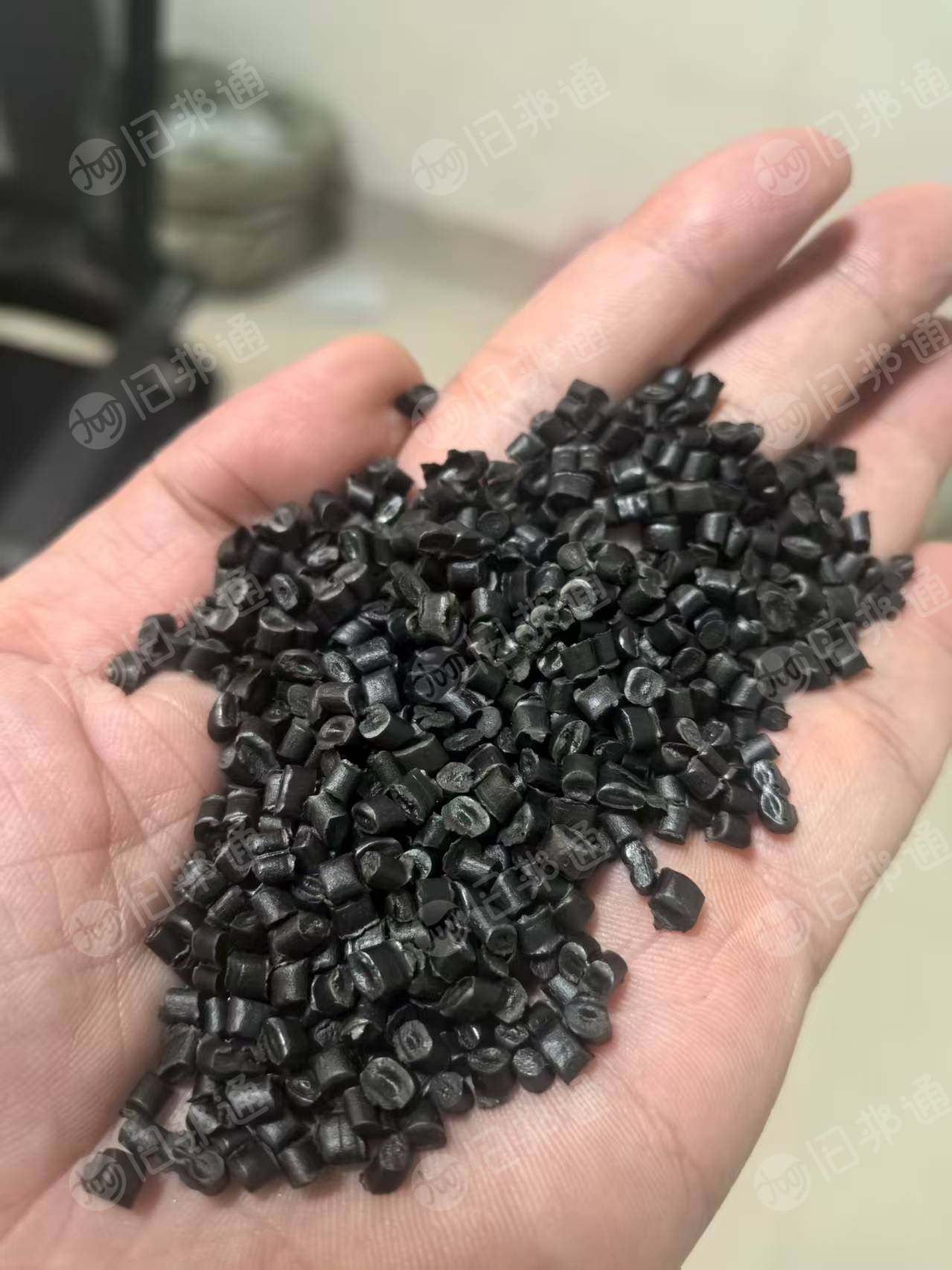 长期低价出售pp黑色丙烯（吨包+小袋子）全漂颗粒，月产400吨左右