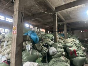 长期出售尼龙废布，锦纶废布，中泳，花边，各种尼龙废布，已分拣