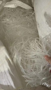 长期出售光伏厂下来的高温eva胶条,无覆膜,月供40多吨