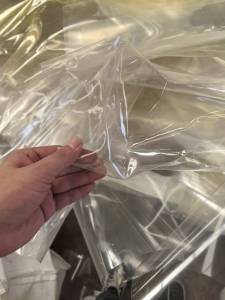 出售pet卷膜，pet废料，现货20吨