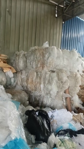 出售干造高压膜，平板膜、气泡膜，缠绕膜混打一起出，月供20吨