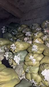 长期出售白色的纯棉废布，纯棉边角料，月供十几吨