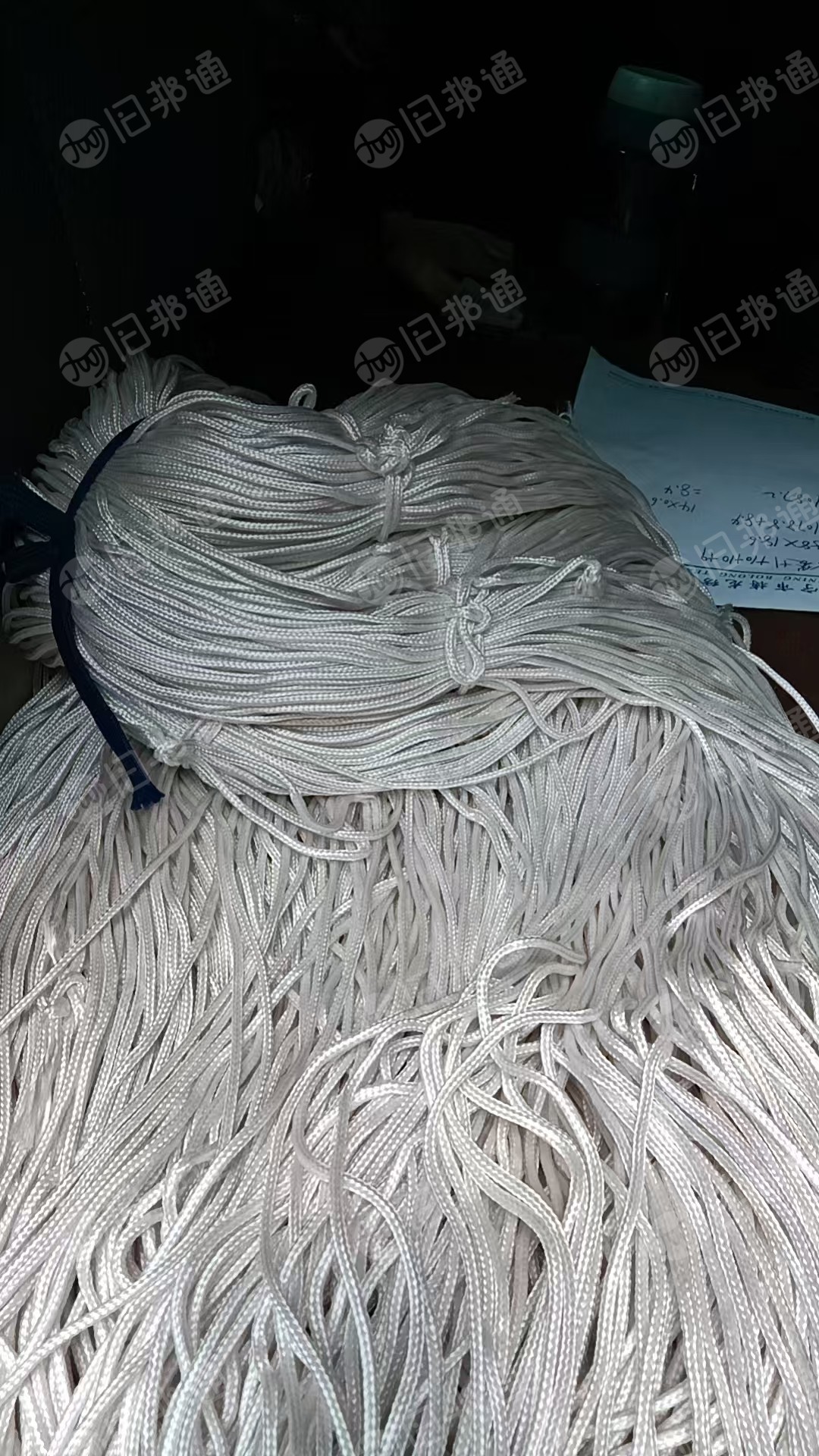 现货处理一批库存绳子,1包1万米,1小把大概100米左右,现货2吨左右,货在浙江杭州