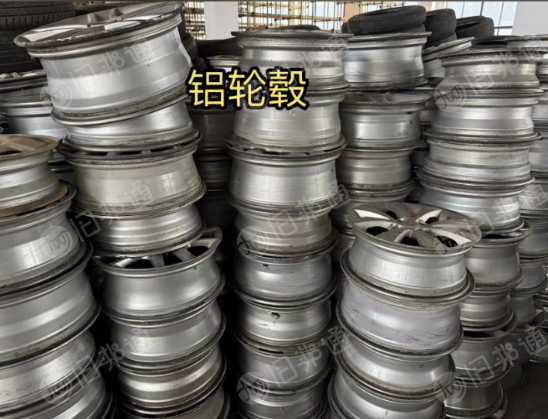 长期出售汽车铝合金轮毂,大量货源