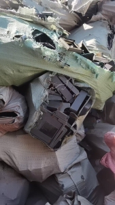 出售黑色电表壳毛料