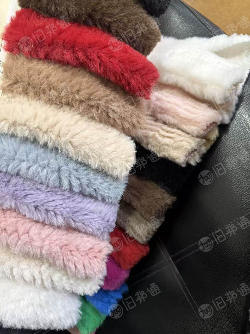 现货处理一批库存仿貂，可以做衣服，有几个品种，现货有20吨，货在浙江绍兴