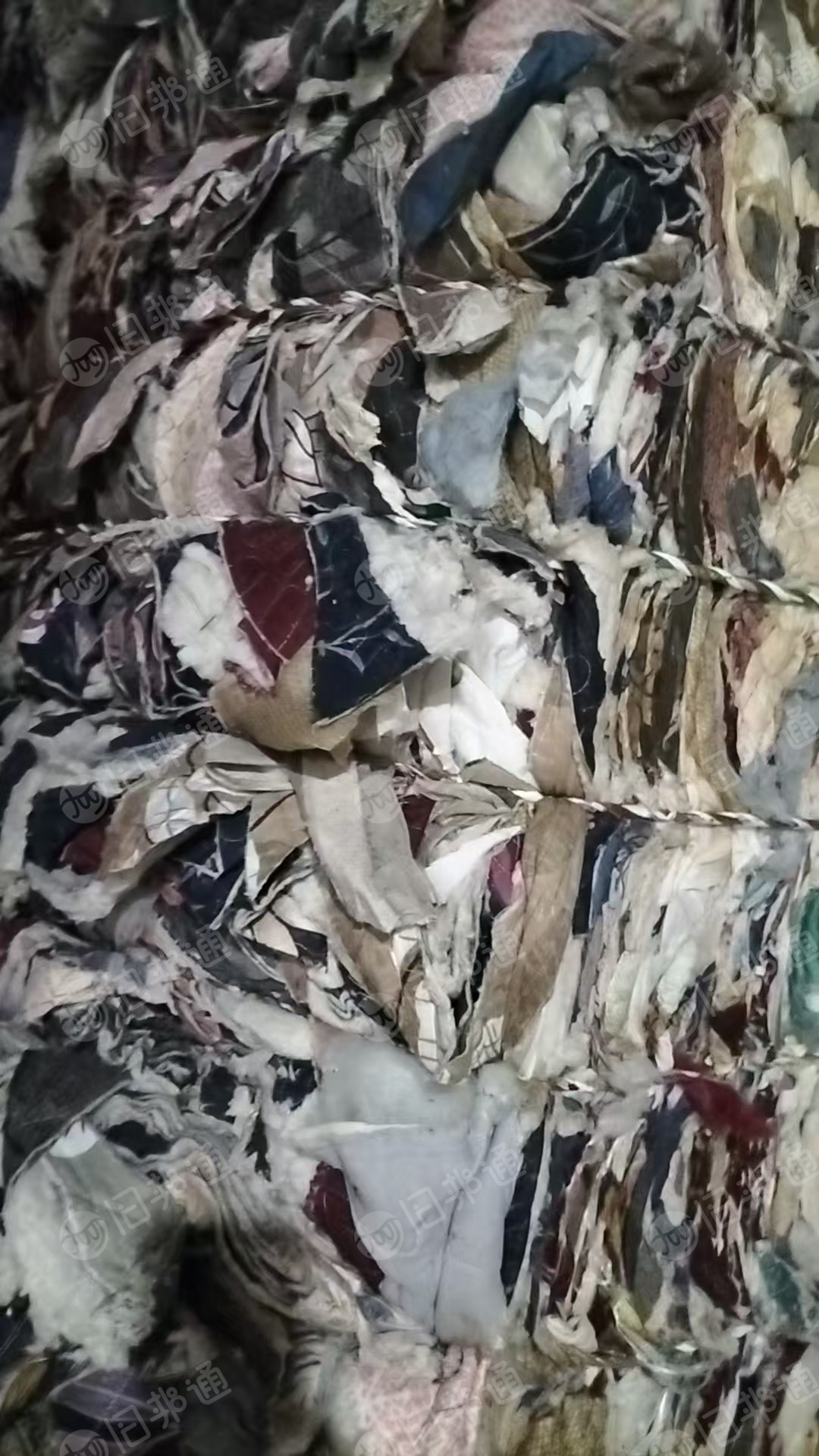 长期大量出售废布料，黑料，下脚料，基本是家纺厂下来的，货在江苏南通