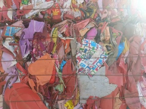 出售红蓝丙压块，现货一挂